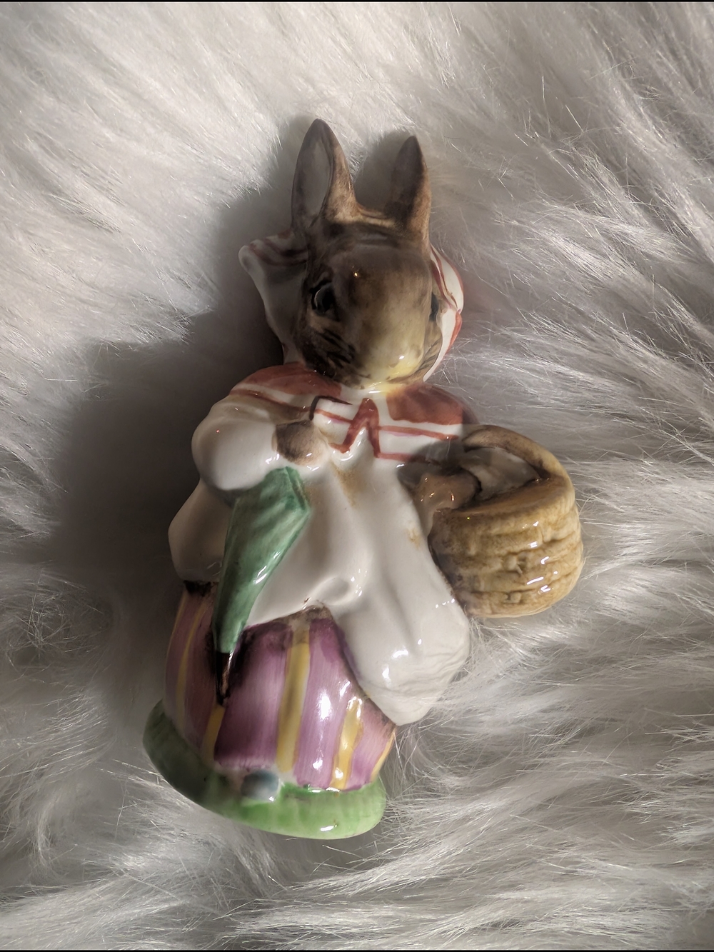 Vintage Ceramic Mrs Rabbit Beatrix Potter
